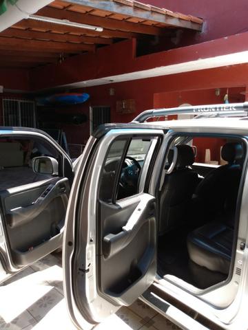 Nissan Frontier SE cab dupla, 4x4 diesel, câmbio manual. Oportunidade - Foto 5