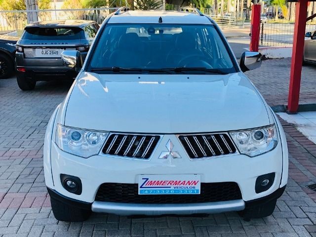 Mitsubshi Pajero Dakar hpe 3.2 turbo diesel 170cv 4x4 , ipva 2020 pago - Foto 7