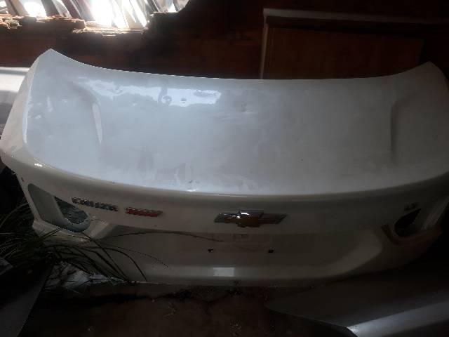 Tampa porta malas GM cruze sedan 2017 2018 2019 