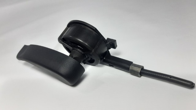 Alavanca Do Capô Renault Duster 2020 - Foto 2