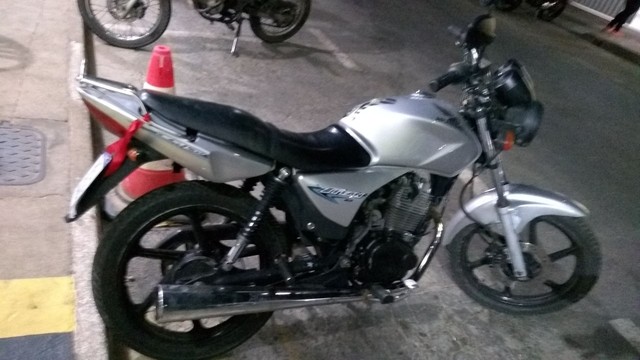TITAN 150 COMPLETA