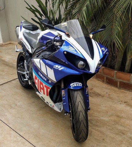 R1, ANO 2009, ROUPA FIAT., ACEITO TROCAS