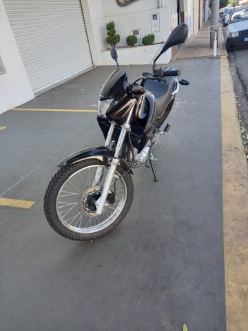 FALCON 400 ZERADA SEM DETALHE