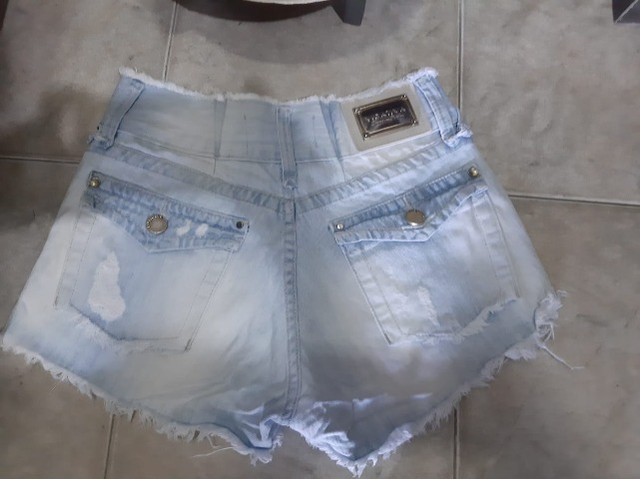 Short Jeans Destroyed Vidativa  - Tam. 36  - Foto 2