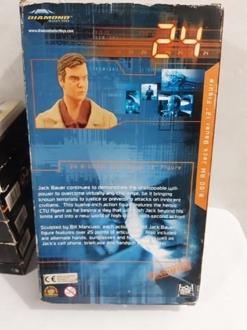 Boneco Jack Bauer da Série 24 Horas + DVDs - Foto 4
