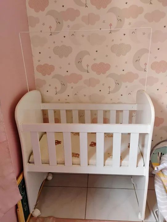 Mini Berço de bebê branco em ótimo estado! - Foto 2