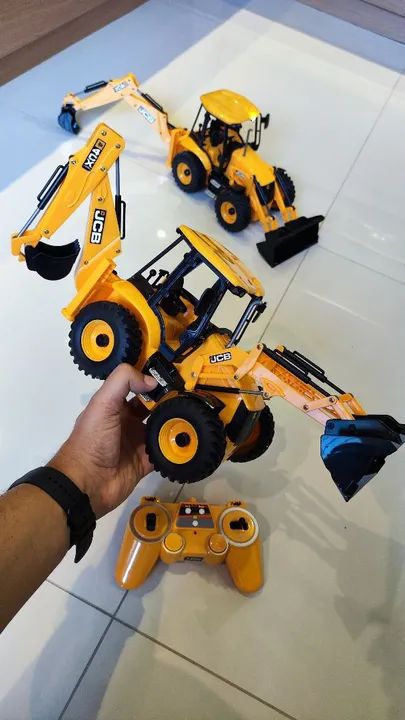 Retro Escavadeira de controle remoto JCB  - Foto 2