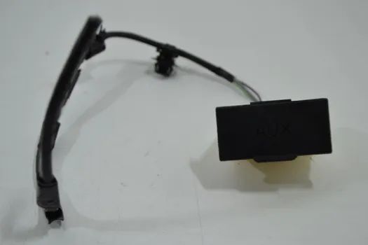 Conector Tomada Auxiliar Console Mitsubishi Asx 2011 2012 Or - Foto 3