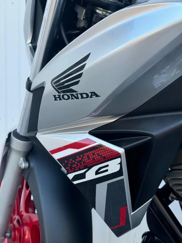 Honda CB  250 Twister 2021 - Apenas 21.000 km , único dono - Foto 7