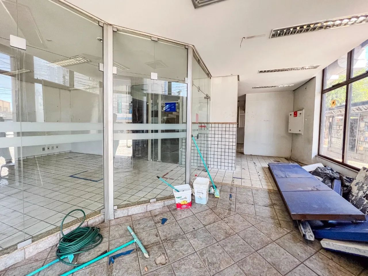 Galeria para venda possui 1100 metros quadrados em Setor Central - Goiânia - GO - Foto 3