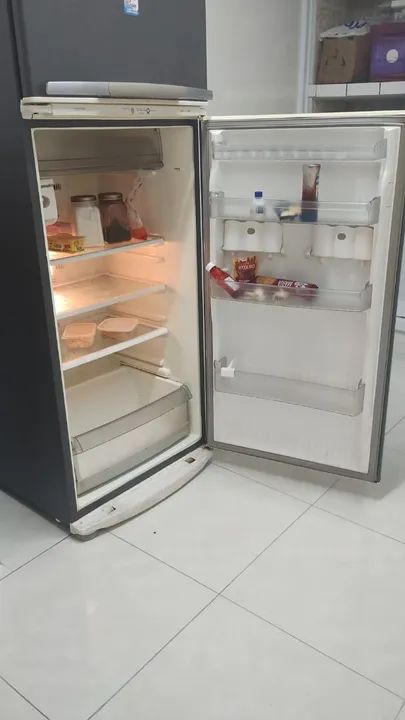 Geladeira em ótimo estado - Foto 4