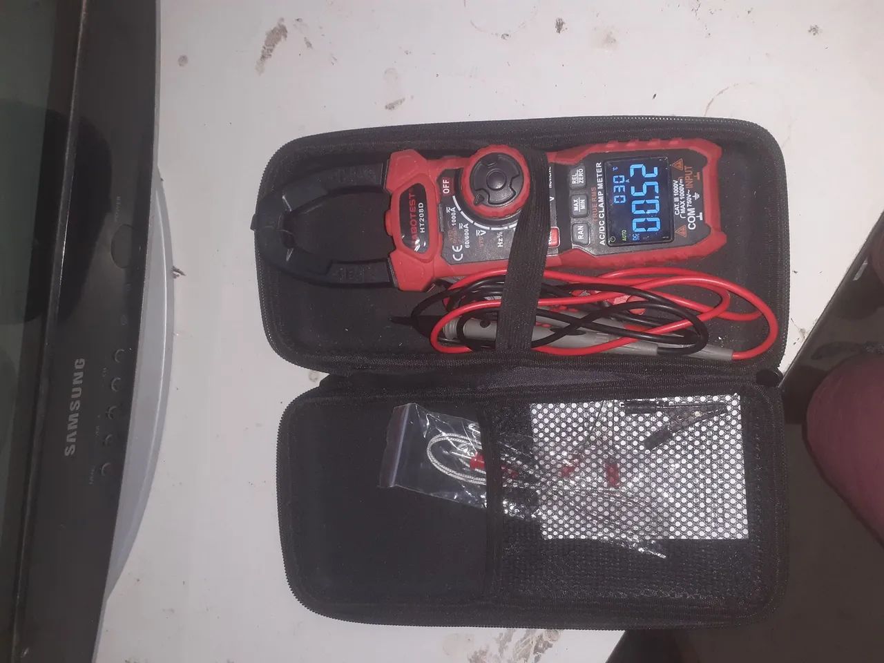 Alicate amperimetro profissional