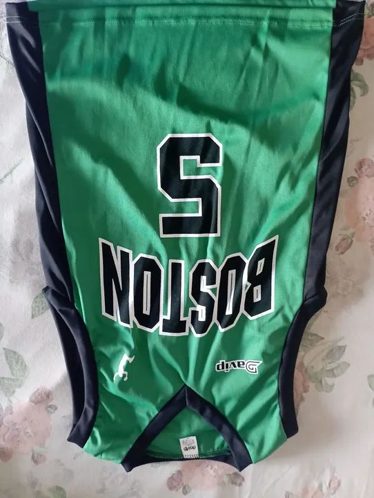 Camiseta de Basquete Boston 5-  tamanho P - Foto 5