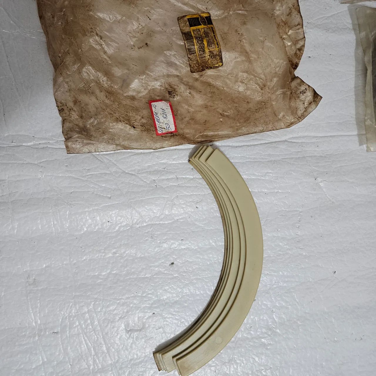 Motoniveladora caterpillar vedador trava celeron nova 5D8211