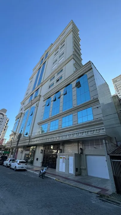 Itapema meia praia apartamento de 4 suites proximo do mar oportunidade !