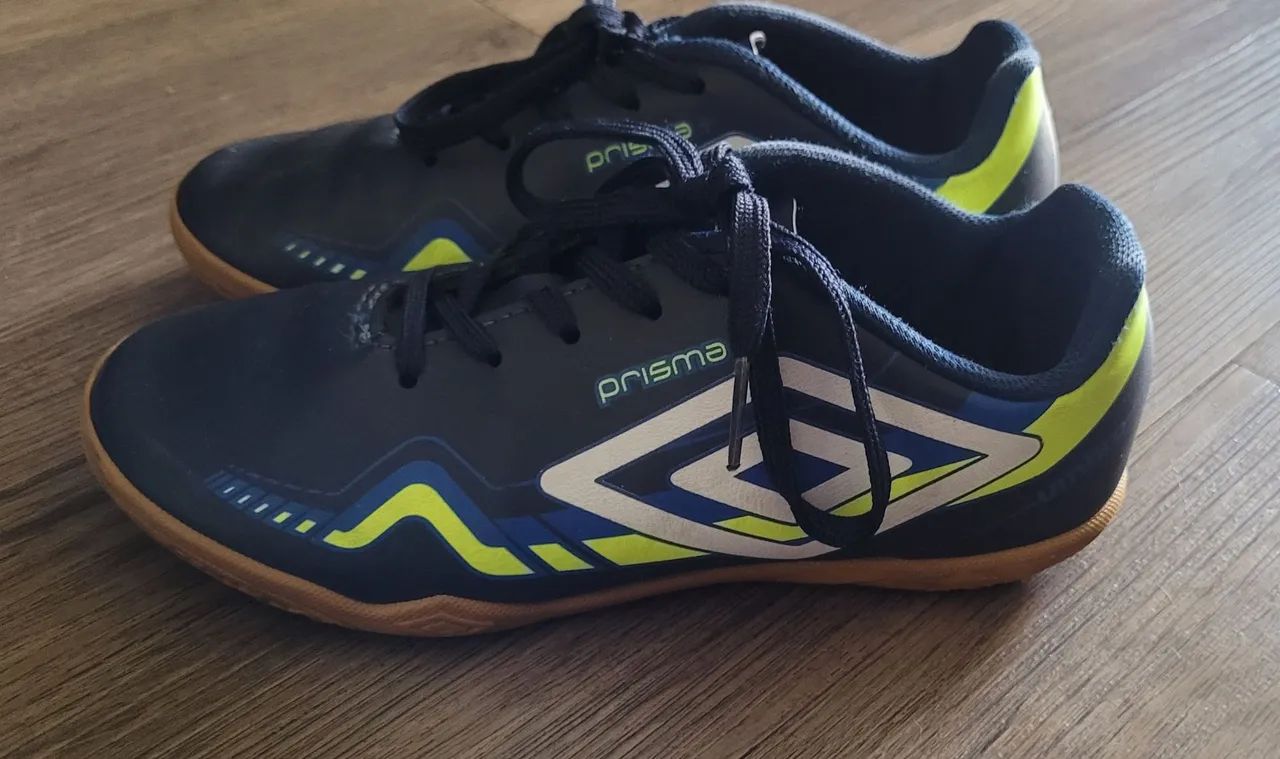 Chuteira infantil de Futsal da Umbro