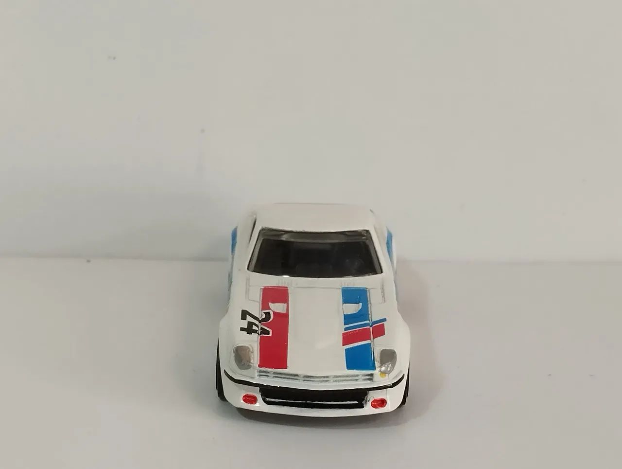 Miniatura Hotwheels Datsun. - Foto 4