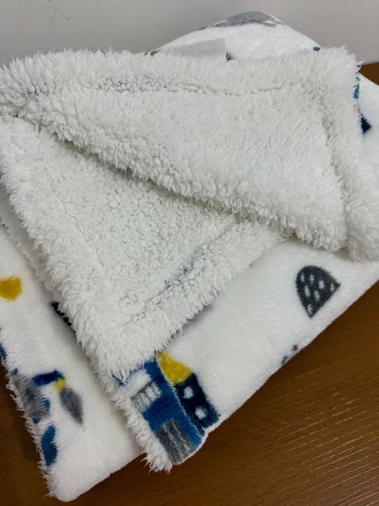 Cobertor com sherpa laço bebê menino - Foto 3