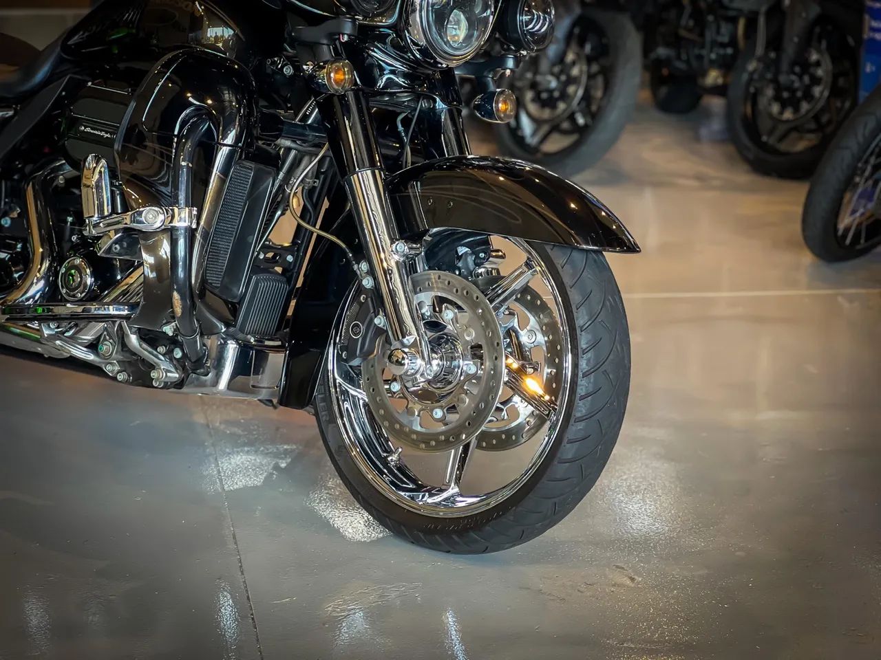 Harley Davidson Cvo Street Glide Flhxse 2015 - Foto 3