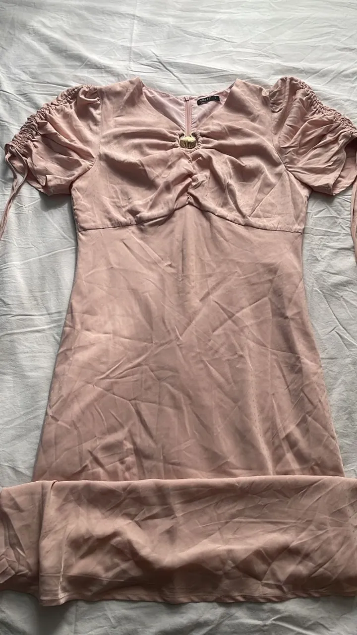 vestido MOTF