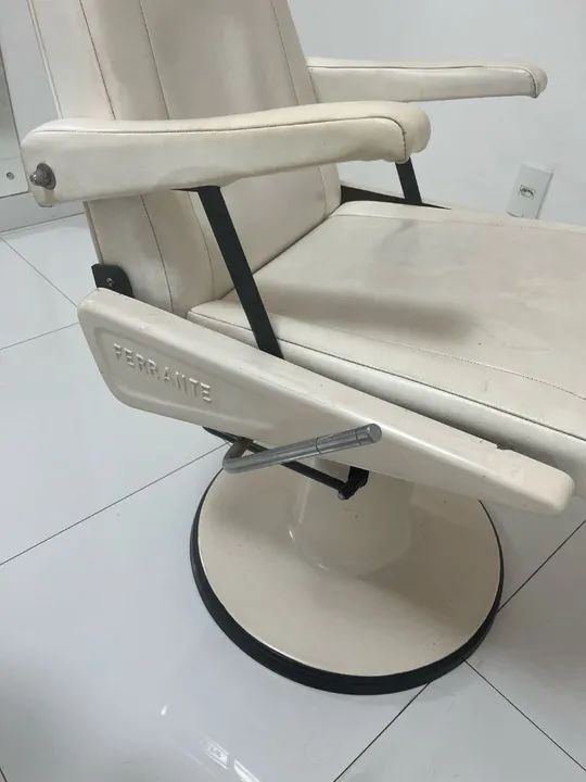 Poltrona Giratória para Salão de Beleza - Foto 3