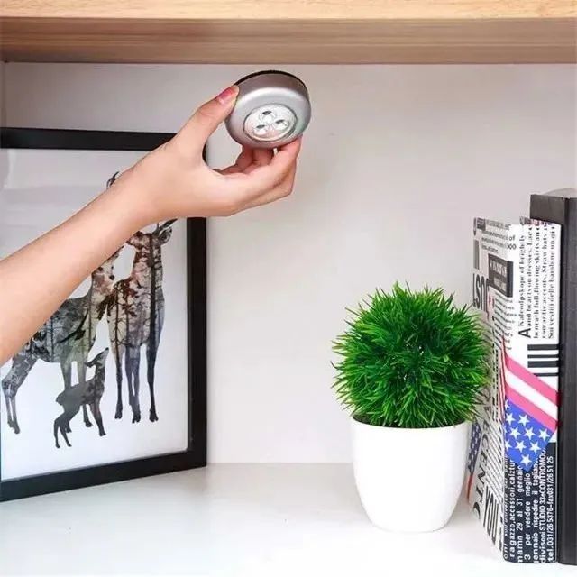 Lâmpadas Led sem fio - adesivas - Foto 6