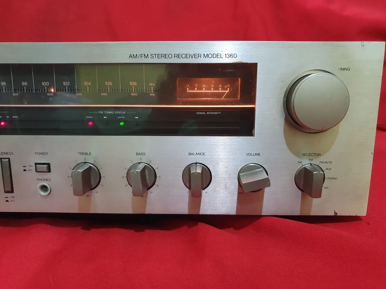 Gradiente 1360 AM/FM Stereo Receiver - Foto 4