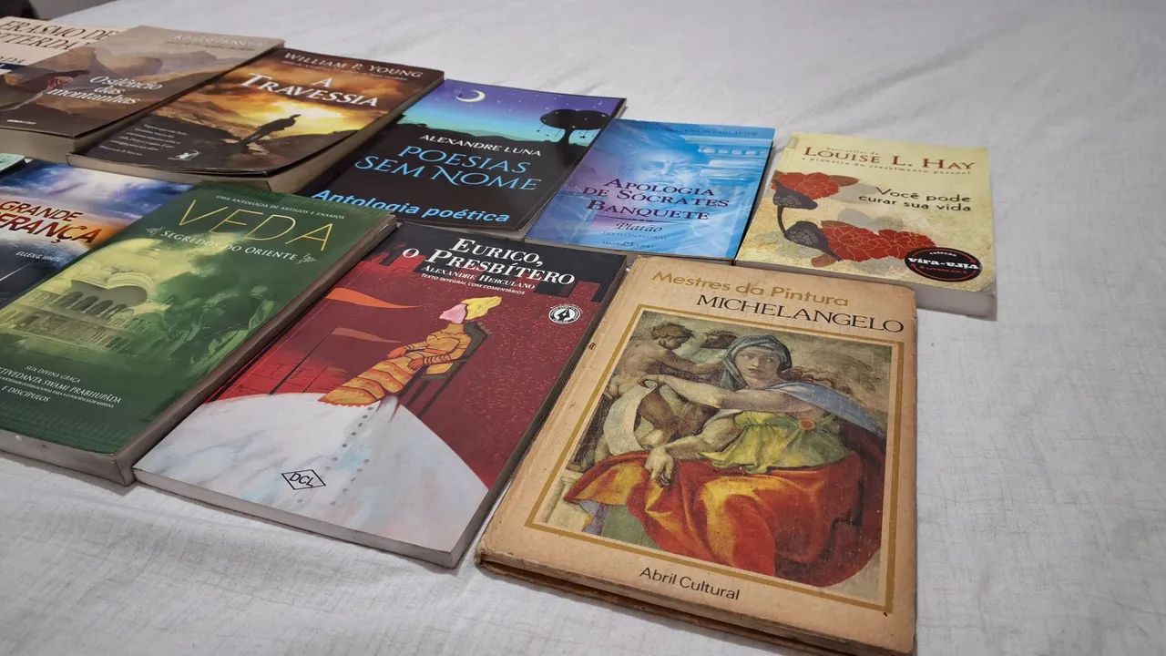 Lote com 26 Livros Diversos a Preço Baixo - Foto 5