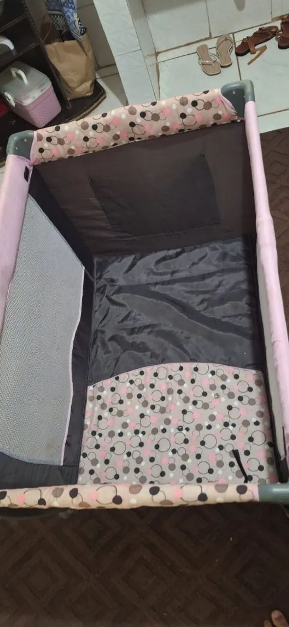 Vendo berço retrátil menina