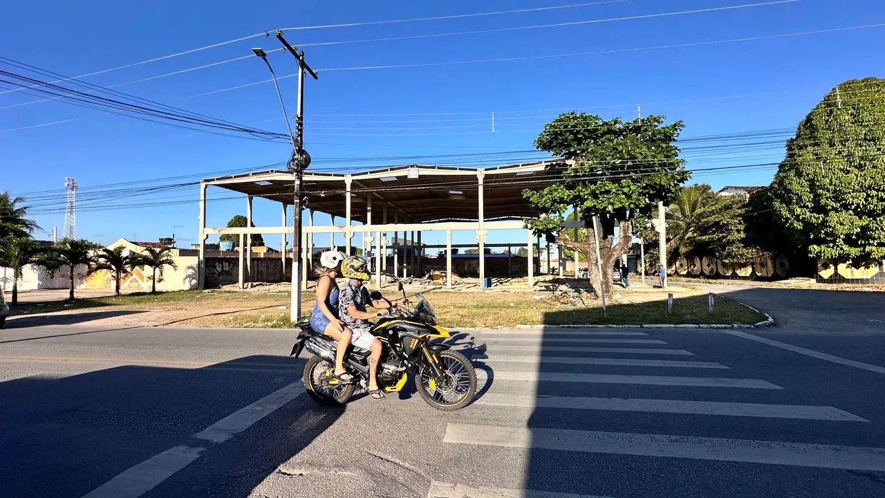 Alugo galpões próx do antigo posto policial da Santa Amélia 