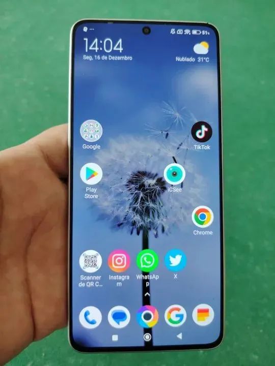 Poco F5 256 Gigas 12 ram 