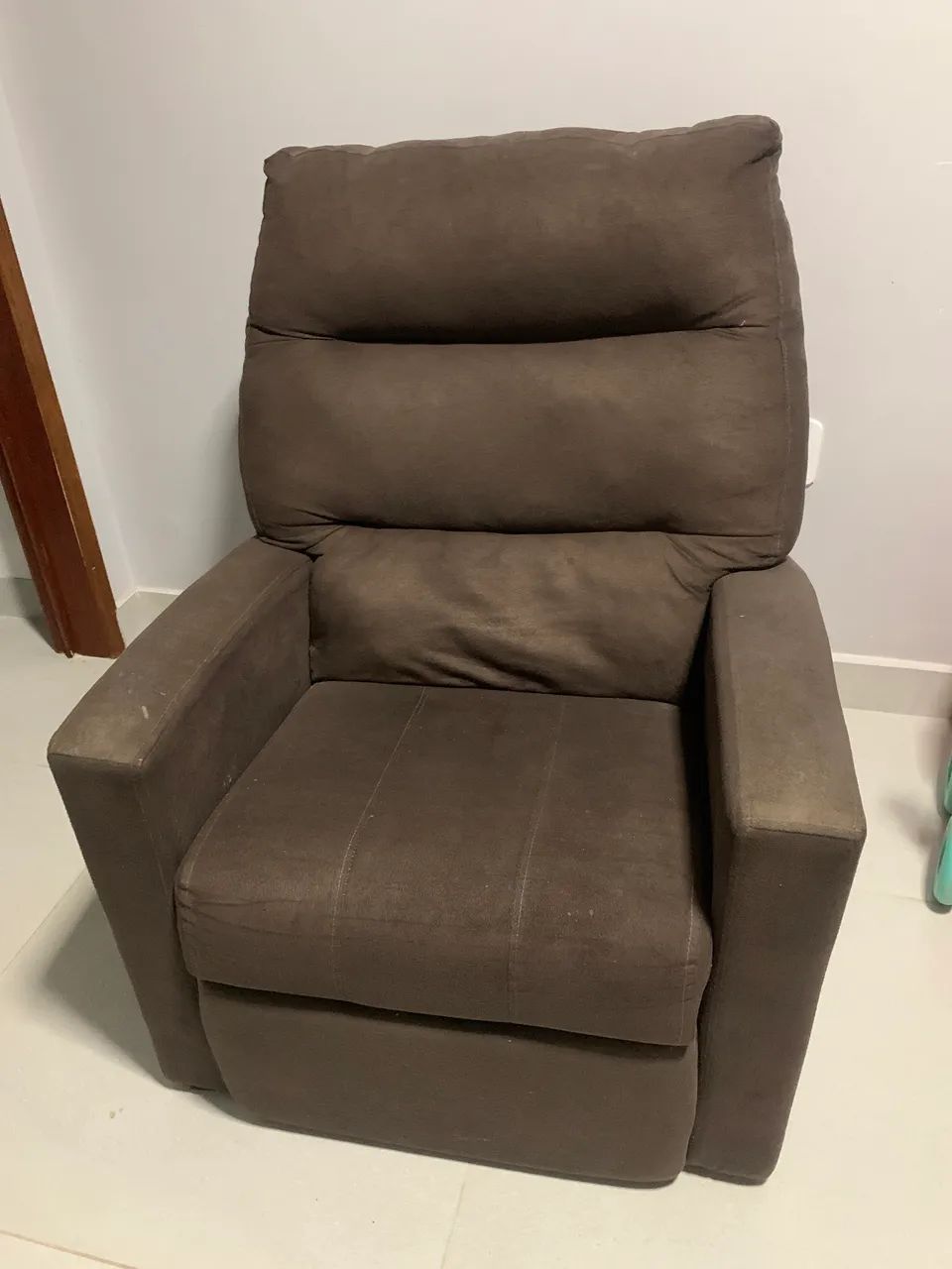 Poltrona reclinável 64176425624194120