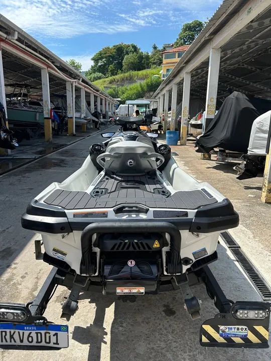 Jet ski GTX Limited 2024 - Foto 6