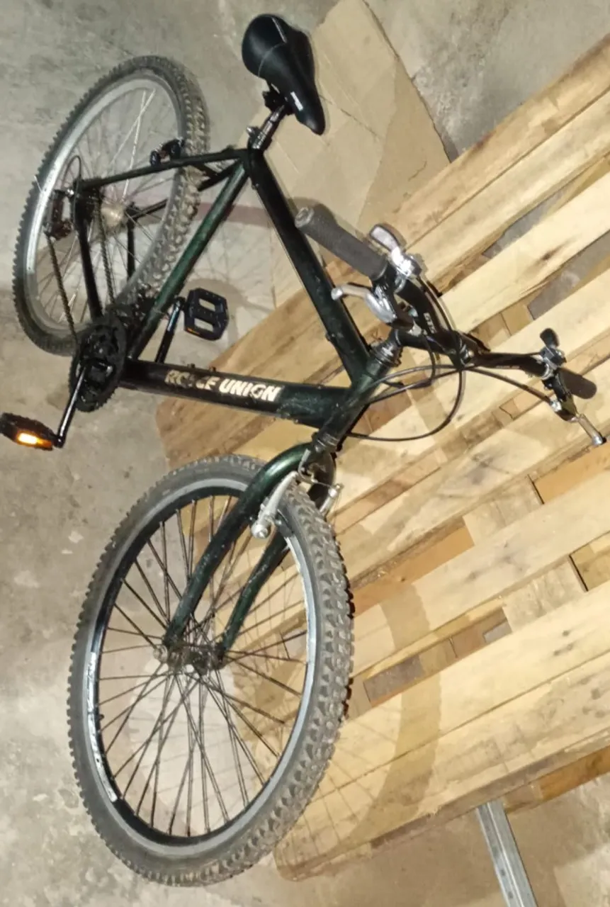 Bicicleta 21 marchas aro 26 revisada