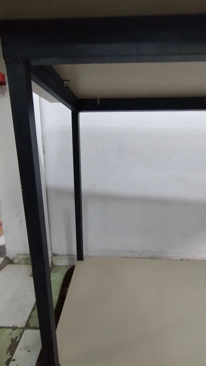 Mesa Industrial com tampo MDF  - Foto 3