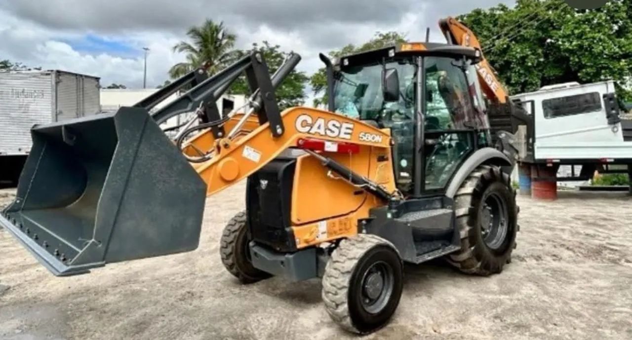 Retroescavadeira case 580n ano 2023 - Foto 2