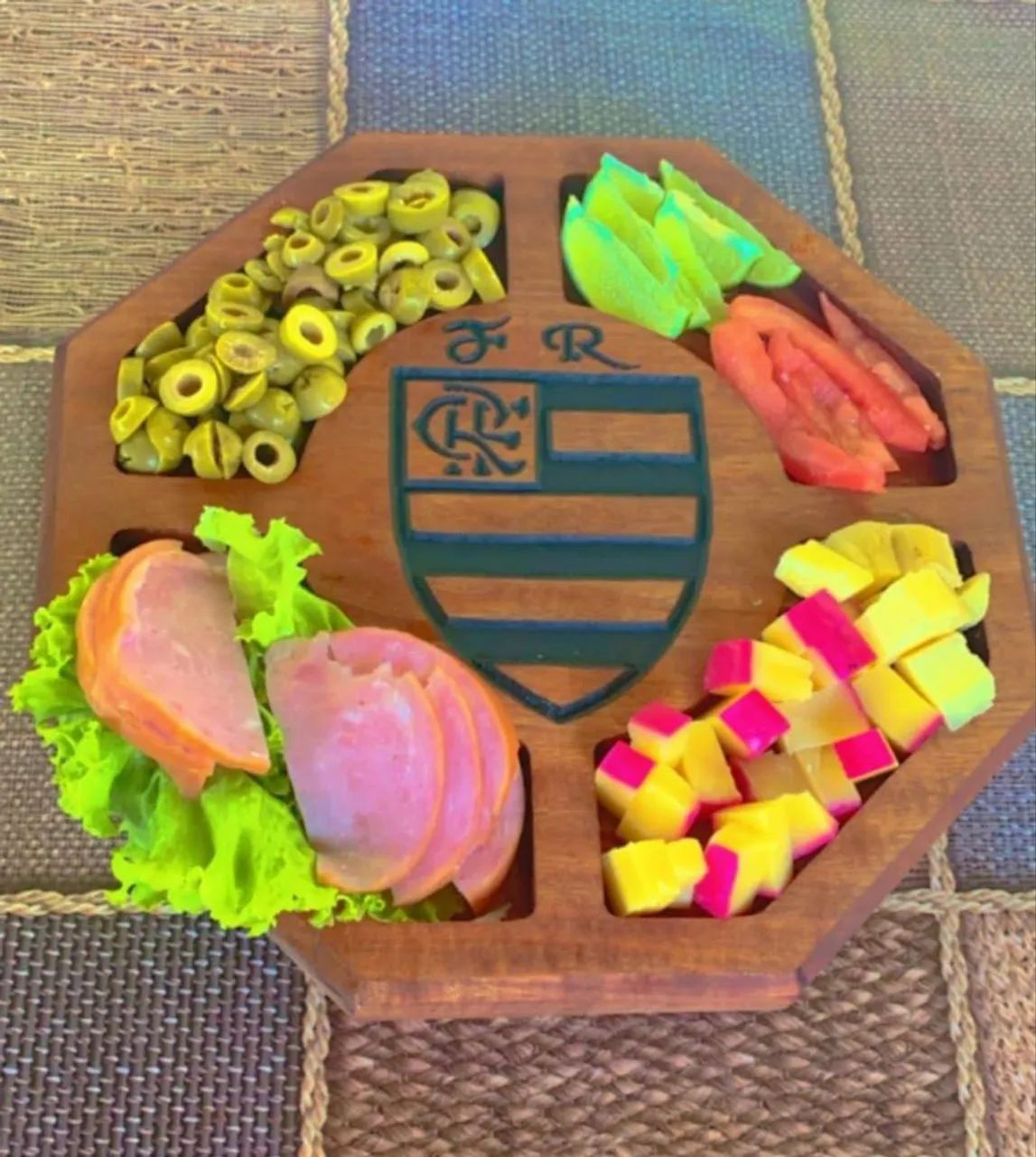 Petisqueiras de madeira