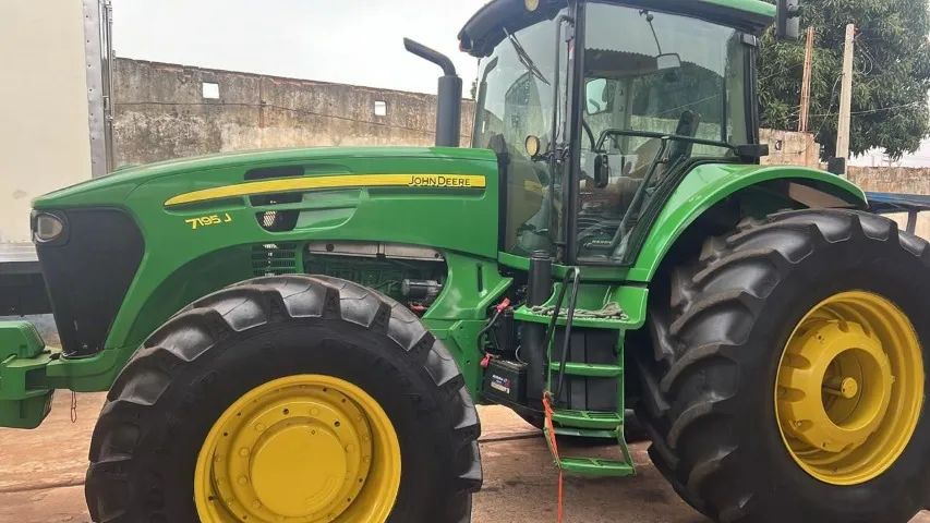 TRATOR JOHN DEERE 7195 J 2016
