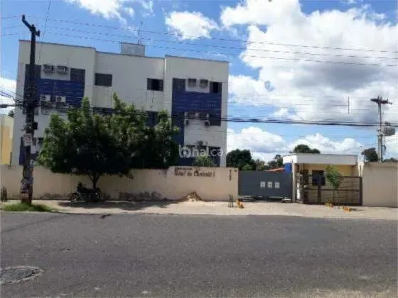 Apartamento a Venda no Condomínio Solar do Caninde, Bairro Ininga em Teresina-PI