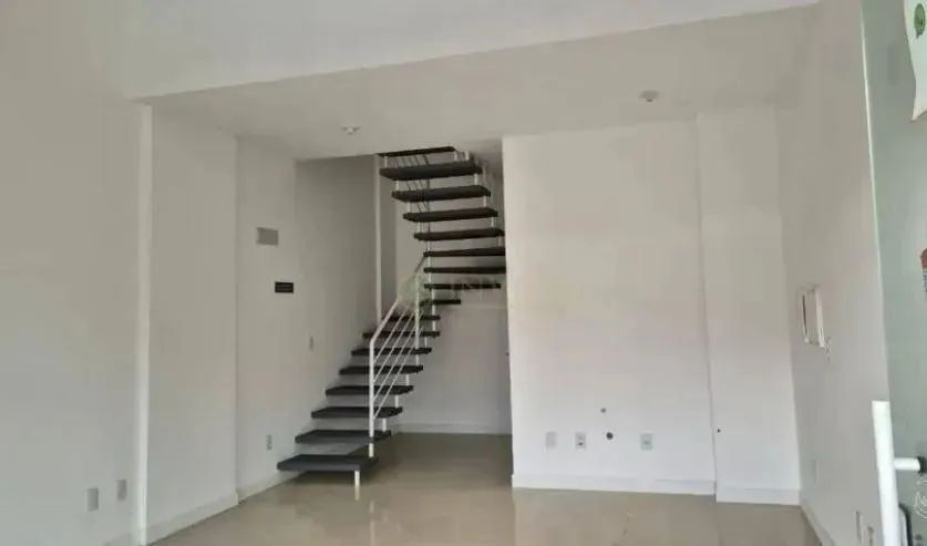 À venda | Loja de 54 m² com 1 vaga de garagem - Pantanal, em Florianópolis. - Foto 3