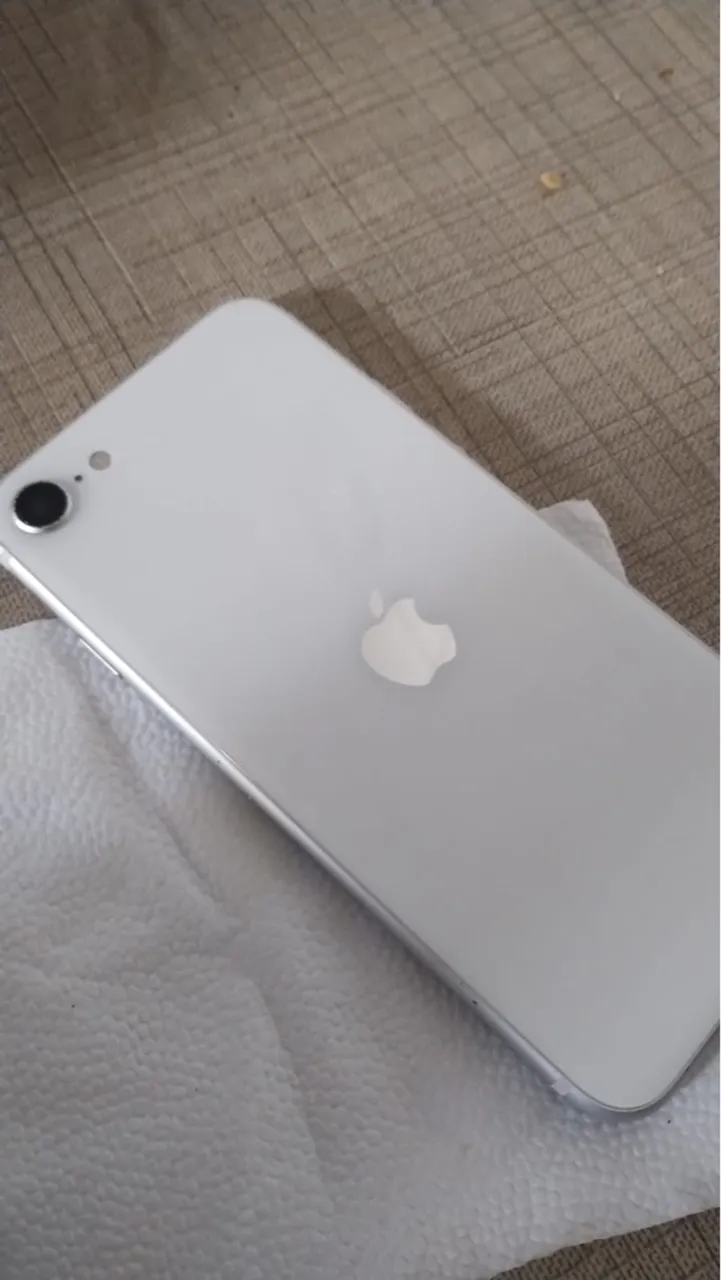 TROCO OU VENDO IPHONE 8