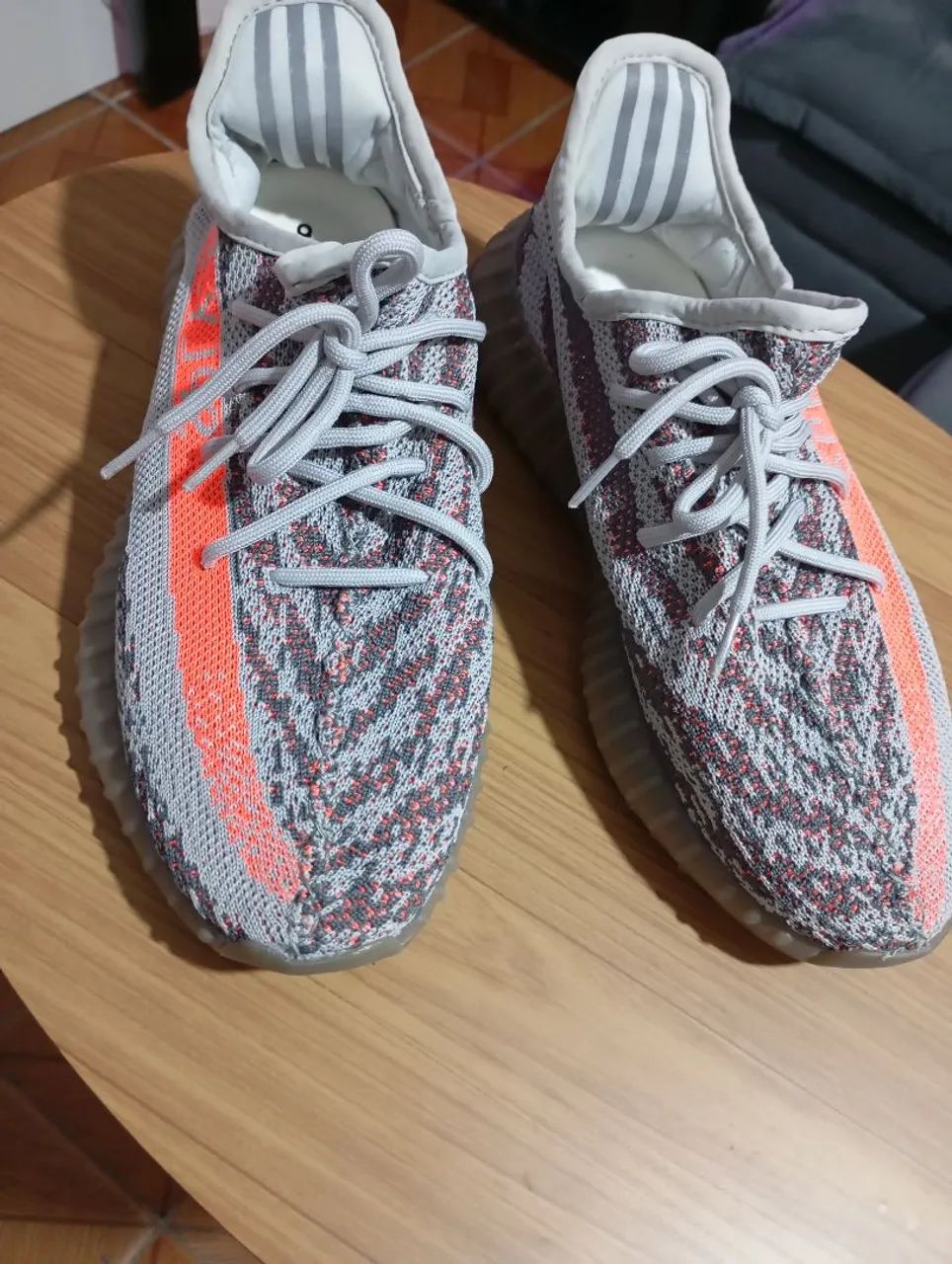 Adidas Yeezy Boost 350 V2 - linha Premium 