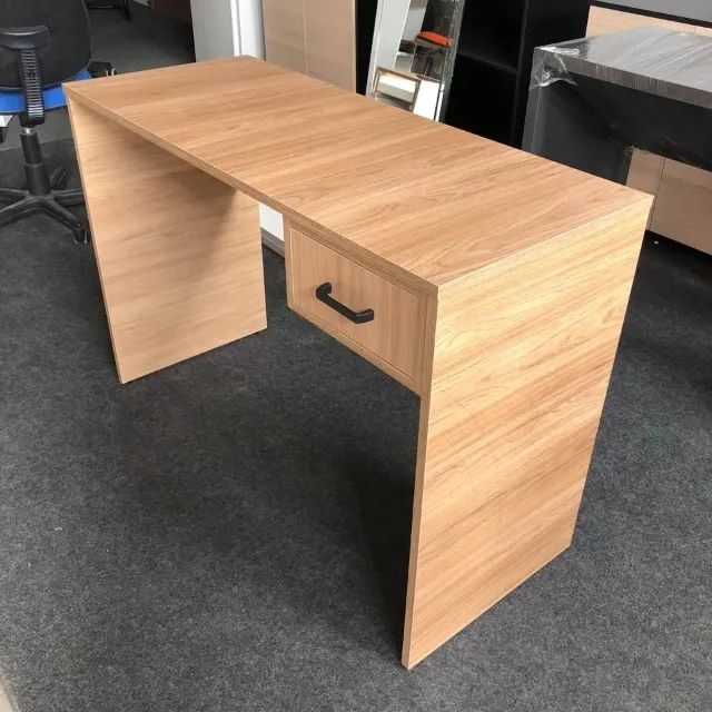 MESA DE ESCRITORIO \ MESA PROFESSOR \ MESA COM GAVETAS \ ESCRIVANINHA - Foto 2