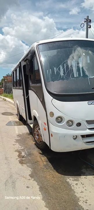 Vendo micro ônibus 2003