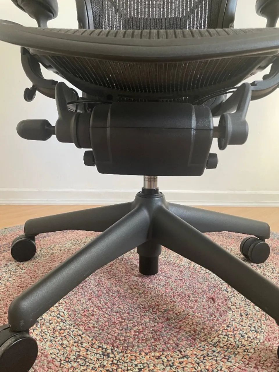 Herman Miller Cadeira Aeron Clássica Tamanho B - Foto 6