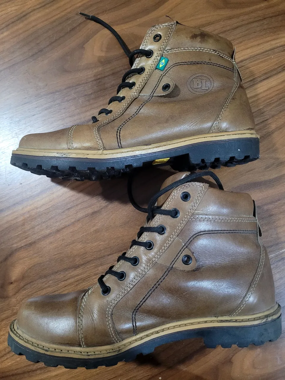 Botas de Couro BL - Conforto e Estilo