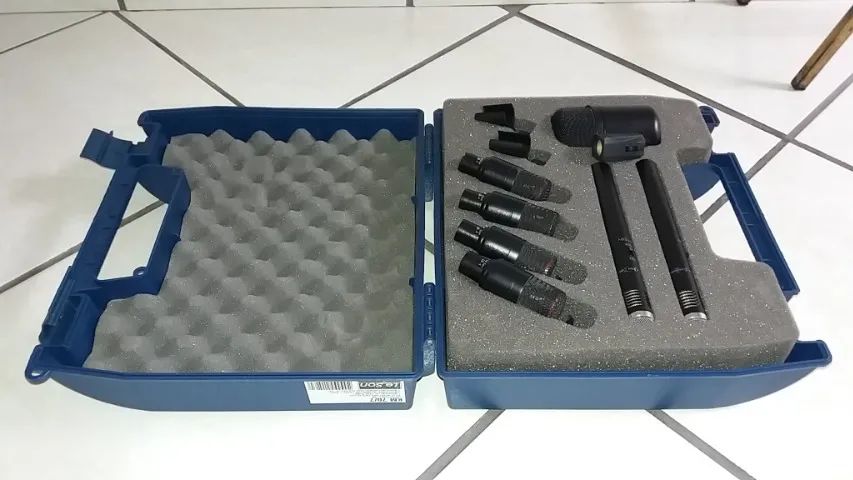 Kit microfones Para bateria marca Leson Novo.