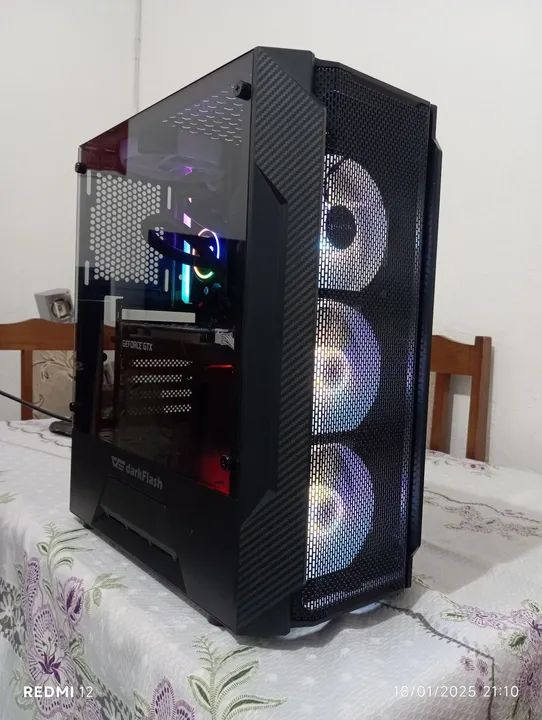 PC Gamer DarkFlash - Potente e Estiloso