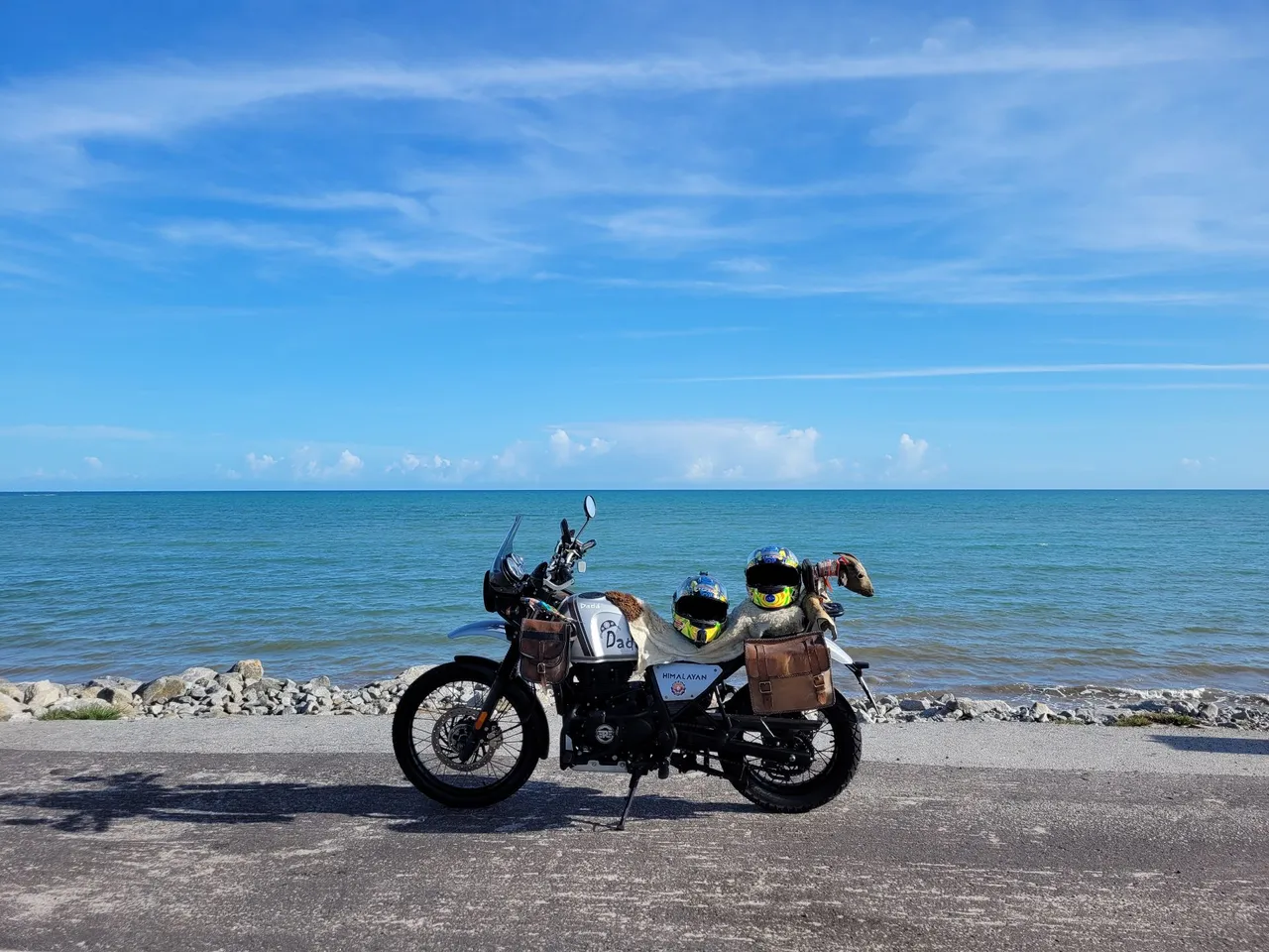 Moto Himalayan 411