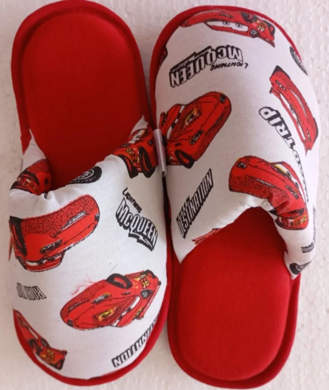 Pantufa Unissex Diversas Cores e Estampas Estilo Conforto - Tamanhos Infantis do 25 ao 30 - Foto 4